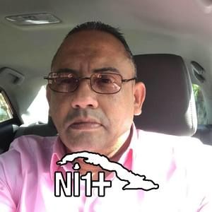 Meet your Posher, Marcos